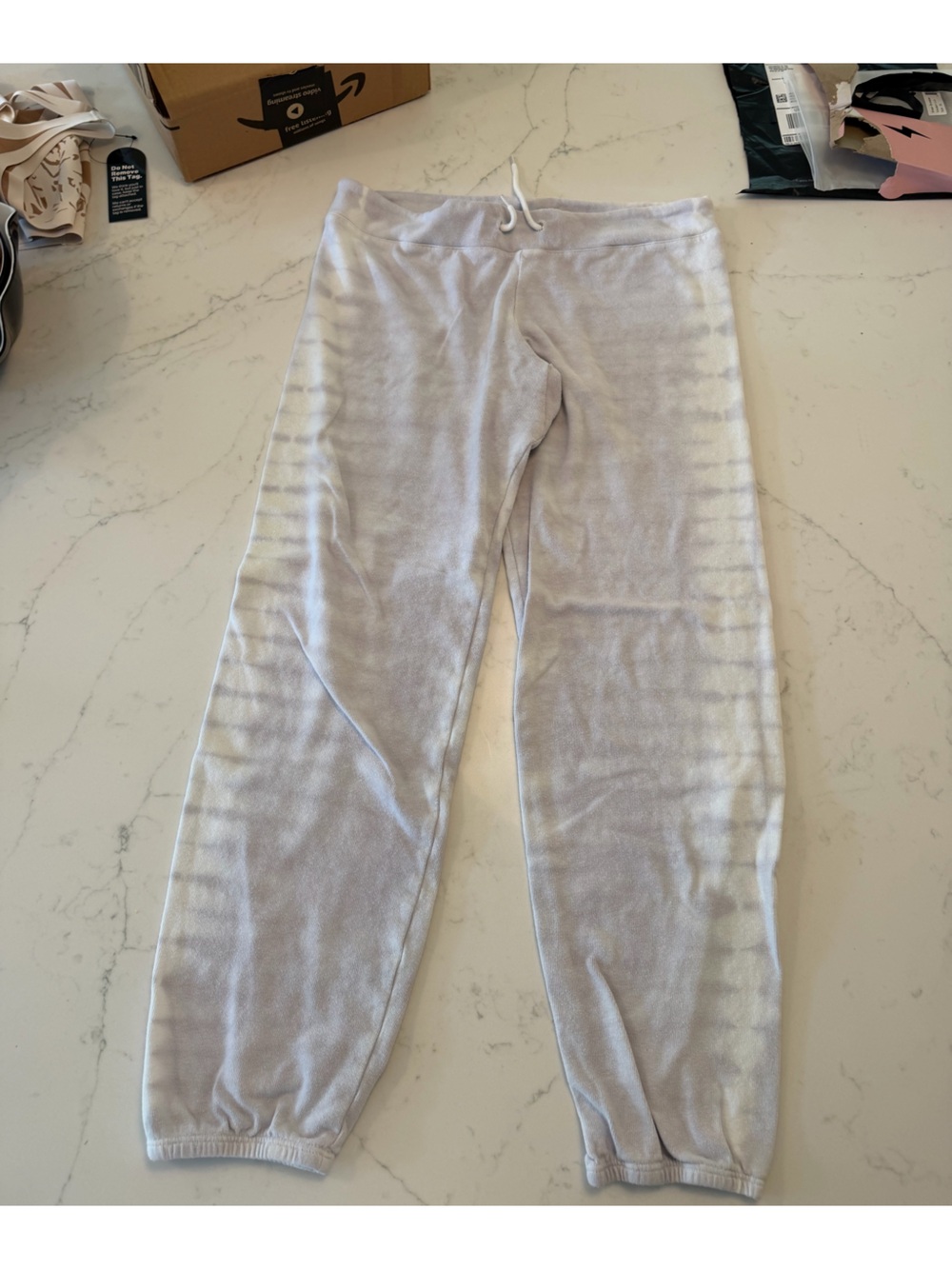 Monrow Light Gray women’s Jogger Sweatpants